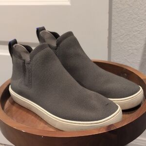 Olive Green Chelsea Rothy's Sneakers